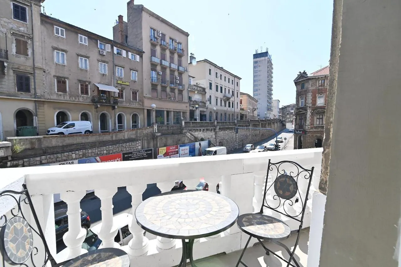 Tyson Apartman Rijeka Apartment